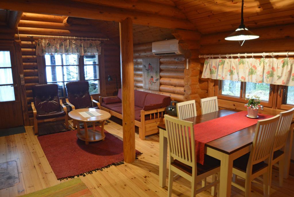 Lomapesae Cottages Pertunmaa Zimmer foto